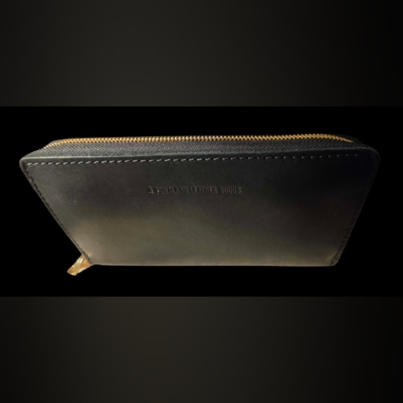 Portland Leather Goods Smooth Black Accordion Wallet - Picture 2 of 8